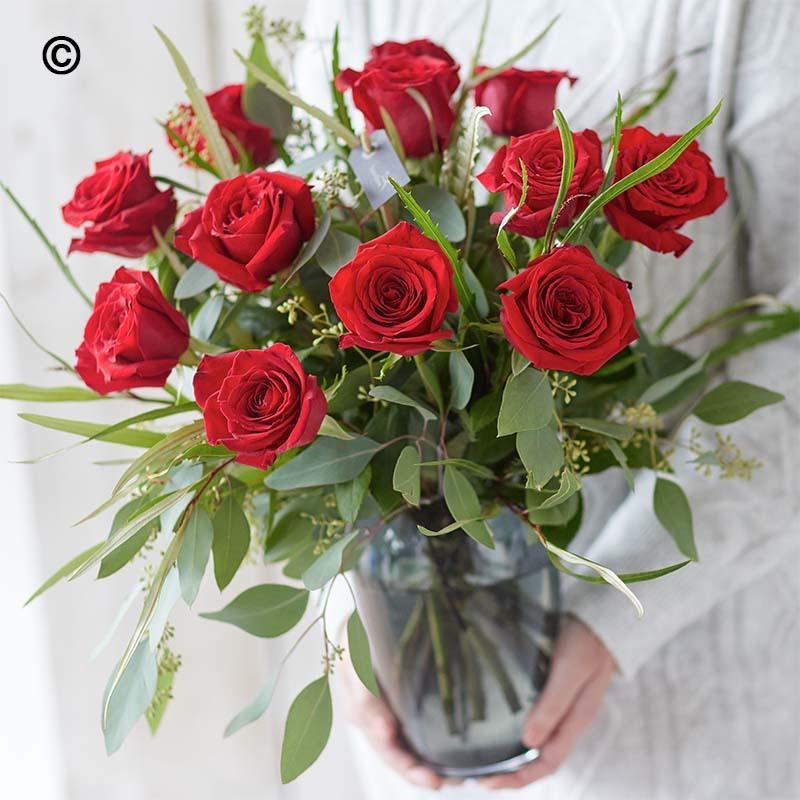 12 Red Rose with Vase