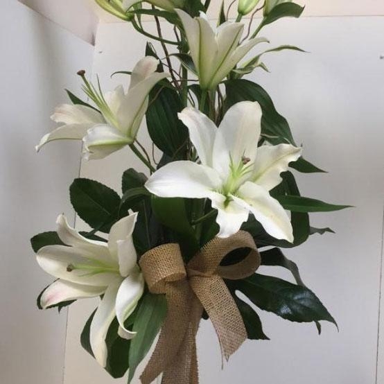 White Elegance Vase Buy Online Or Call 01233 612392