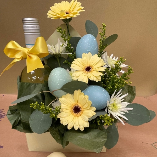 Cracking Easter Specials   Envelope with White Wine