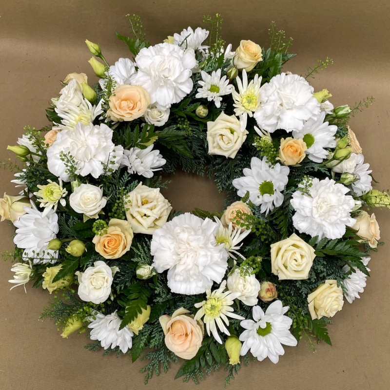 Neutral Wreath