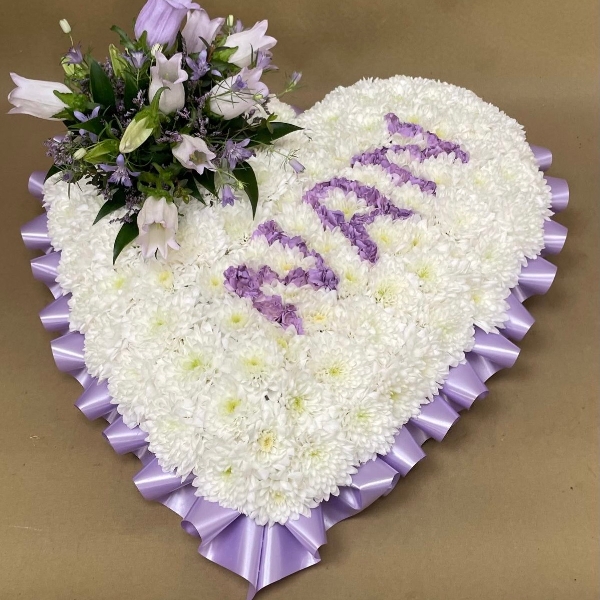 15 inch Based heart with Pipped name