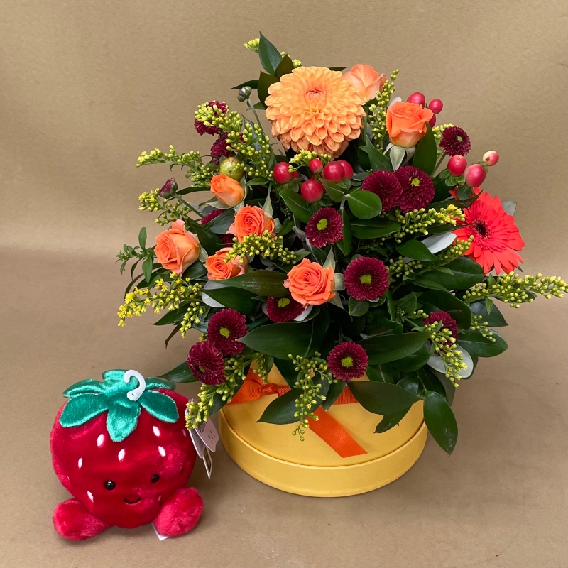 The Bumblebee hat box arrangement