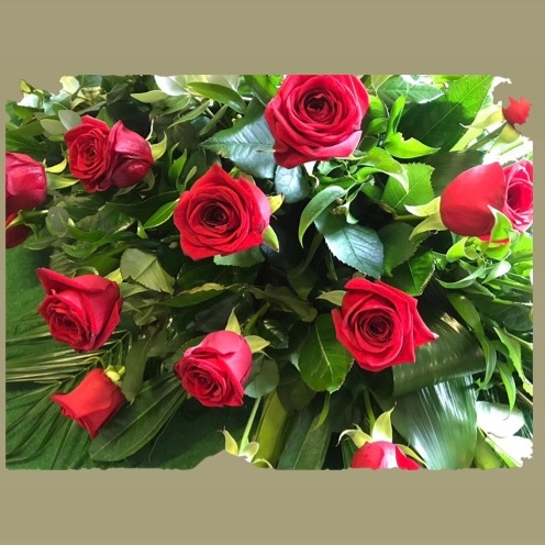 Rose casket spray