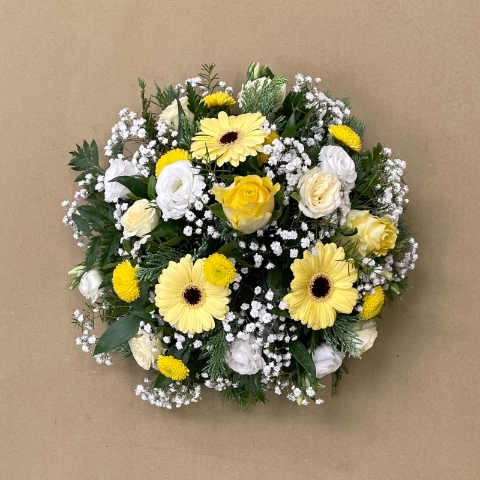 Cream & Yellow Posy