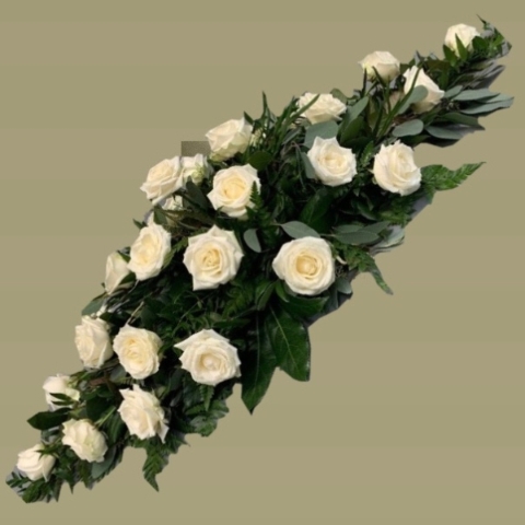 Rose casket spray